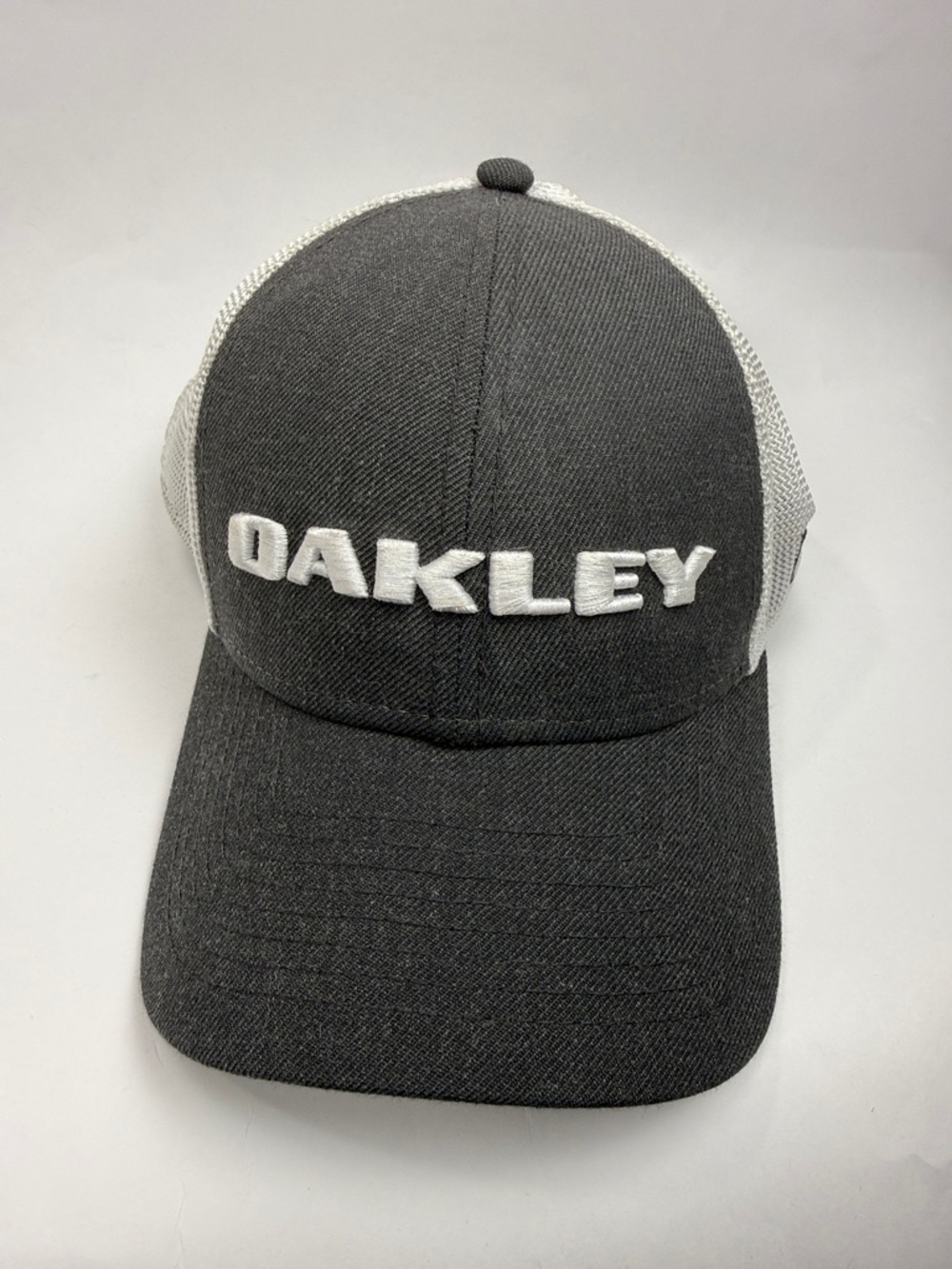 Oakley Dark Gray and White Mesh Adjustable Baseball Cap